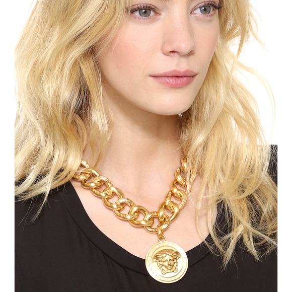 🔔 SOLD eBay 🔔 Auth VERSACE large Medusa necklace - Picture 5 of 7
